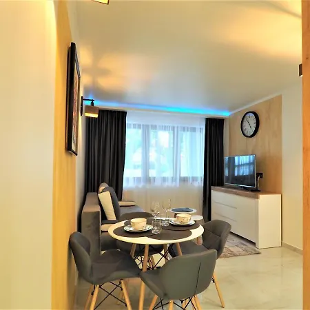 Vip Centrum Przy Rowni Apartment