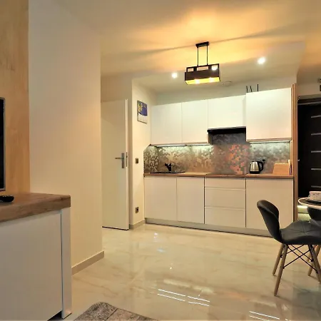 Daire Vip Centrum Przy Rowni