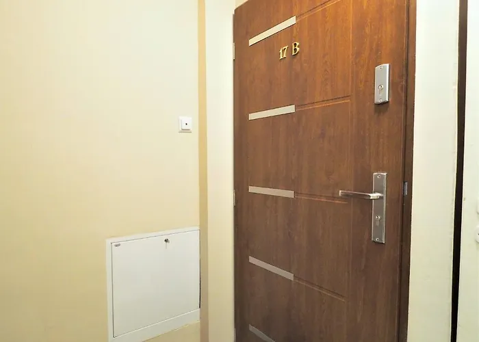 Vip Centrum Przy Rowni דירה *